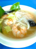 sopa de gambas y fideos de arroz