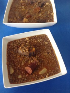 lentejas con morcilla y chorizo0