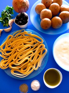 fettuccine con salsa funghi ingr