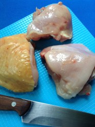 1 limpiar y trocear pollo