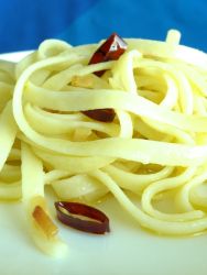 espaguetis al ajillo