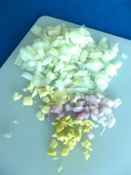 1 picar cebolla ajo jengibre chalotes