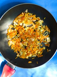 3 añadir cebolla y ajo