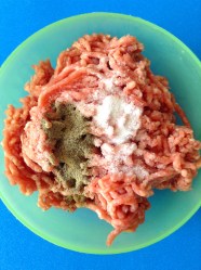 4 salpimentar la carne