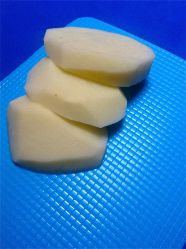 0 cortar las patatas rodajas anchas