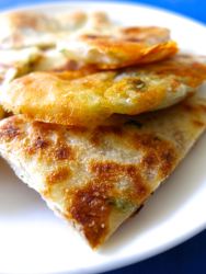 naan cebolla perejil pimienta quesooo