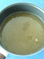 15 poner caldo en cazuela