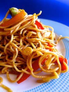 noodles de pollo