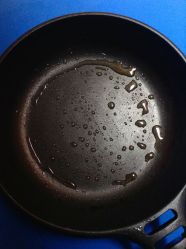 24 aceitar una sarten