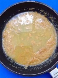 6 añadir vino blanco