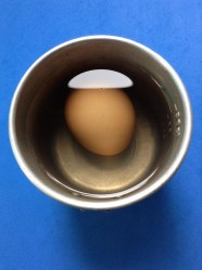6 hervir huevo 1